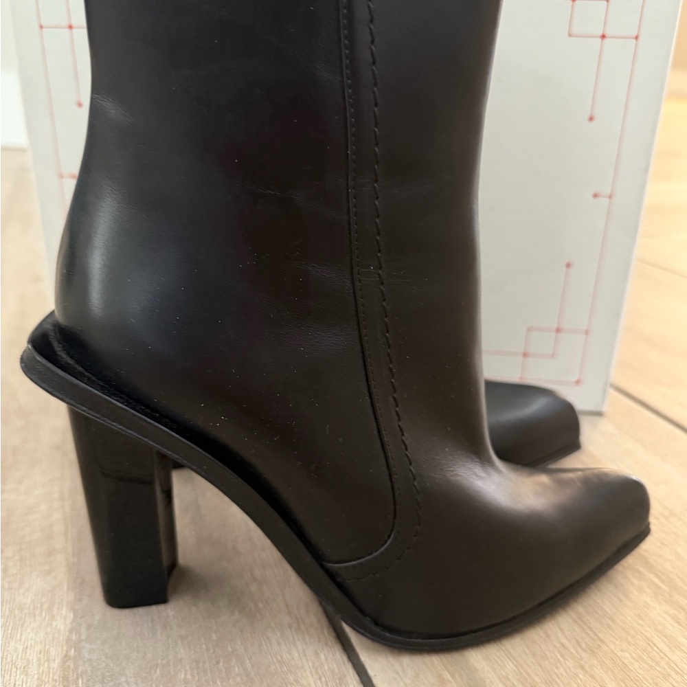 Alexander McQueen Black Heeled Boots